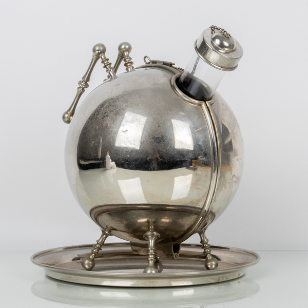 TEPUMPA, nickel och glas, tidigt 1900-tal