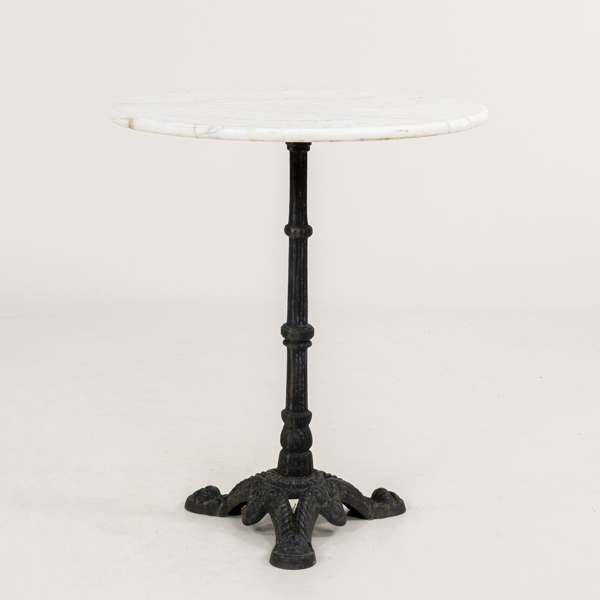  TRÄDGÅRDSBORD, gjutjärn och marmor, 1900-/2000-tal