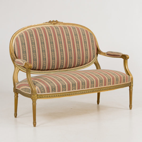 SOFFA, Louis XVI-stil, 1900-talets första hälft