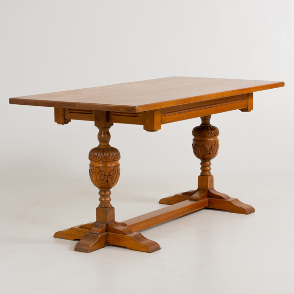 MATBORD, ek, barockstil, 1900-talets första hälft