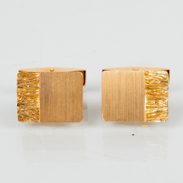 MANSCHETTKNAPPAR, 1 par, 18k guld, tot vikt ca 5,8 g