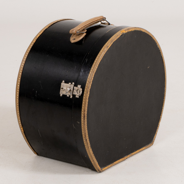 HATTASK, 1900-talets mitt
