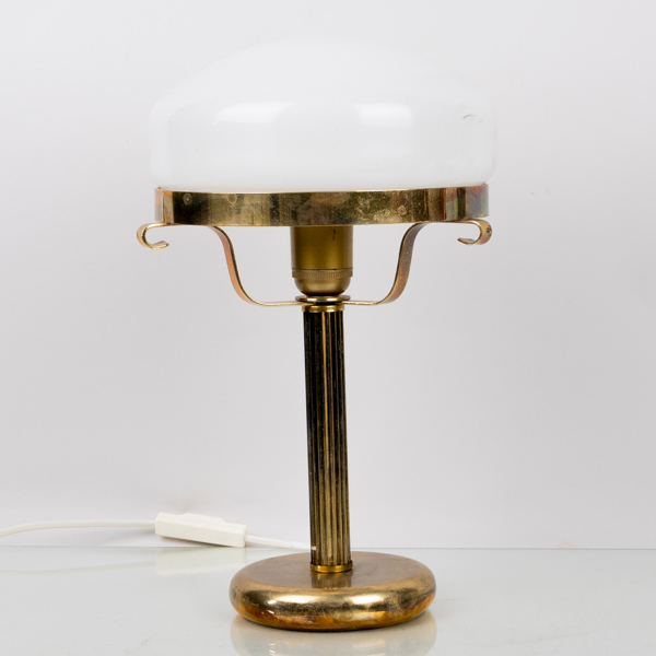 BORDSLAMPA, mässing, Strindbergsmodell, 1900-/2000-tal