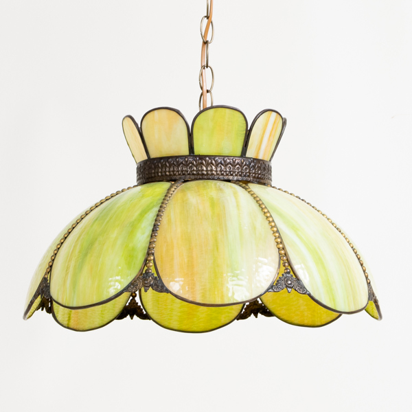 TAKLAMPA, tiffanystil, 1900-talets andra hälft