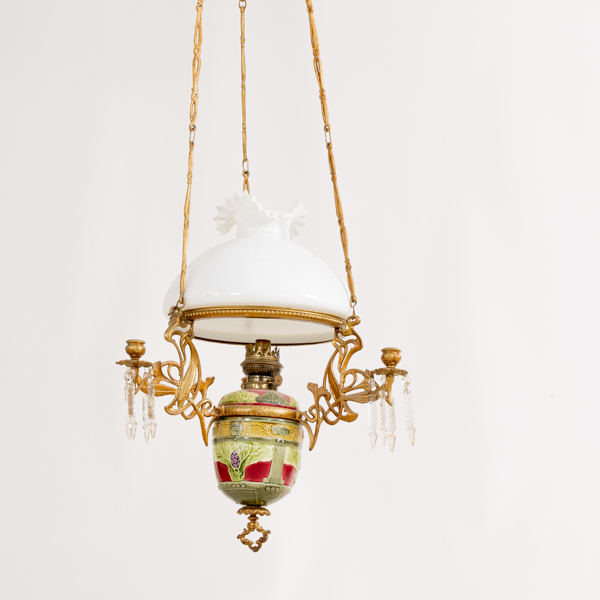 TAKFOTOGENLAMPA, majolika och bronserad metall, 1800-/1900-tal
