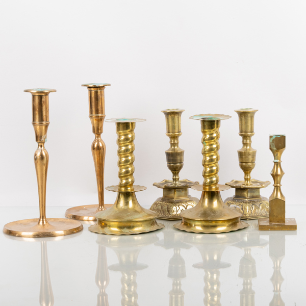 SAMLING LJUSSTAKAR, 7 st, mässing, 1800-/1900-tal