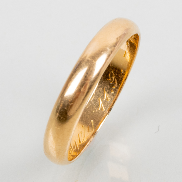 RING, 18k guld, svenska stämplar, vikt ca 4,5 g