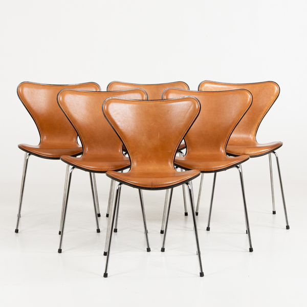 ARNE JACOBSEN, 6 st stolar, "Sjuan", för Fritz Hansen, tillverkade 2016