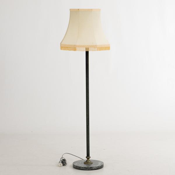 GOLVLAMPA, marmor och mässing, 1900-talets mitt 