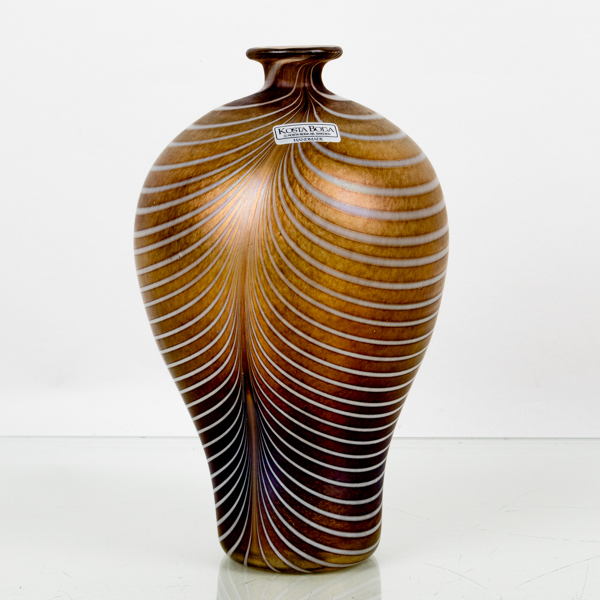 BERTIL VALLIEN, vas, glas, Boda Artist Collection, signerad