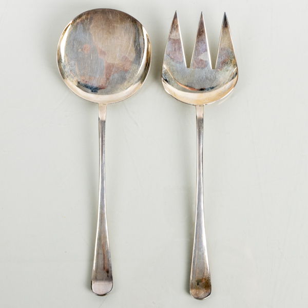 SALLADSBESTICK, 2 del, silver, England, sannolikt tidigt 1900-tal, tot vikt ca 160 g