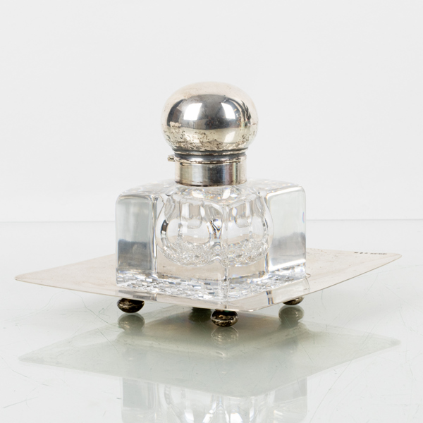 BLÄCKSTÄLL, glas och silver, CG Hallberg, 1904, tot vikt ca 1110 g