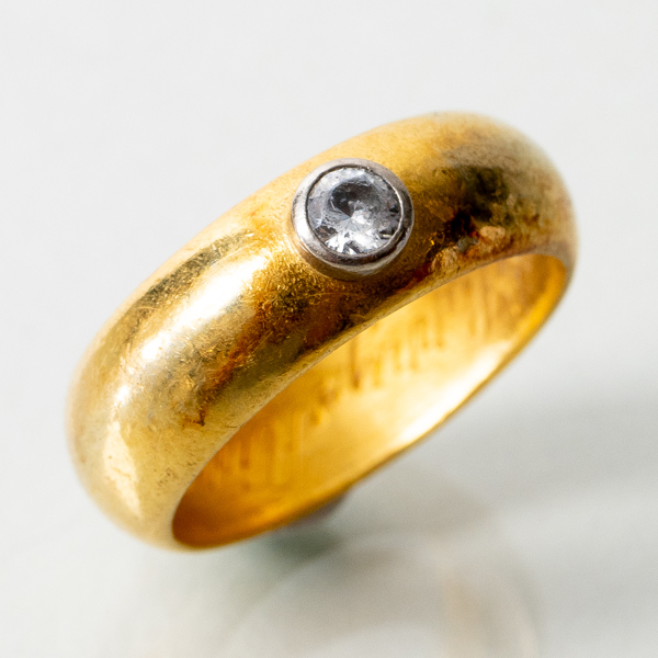 RING, 23k guld, vikt ca 7,6 g