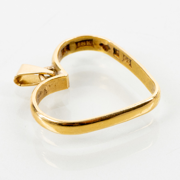 HÄNGE, 18k guld, svenska stämplar, vikt ca 2,8 g