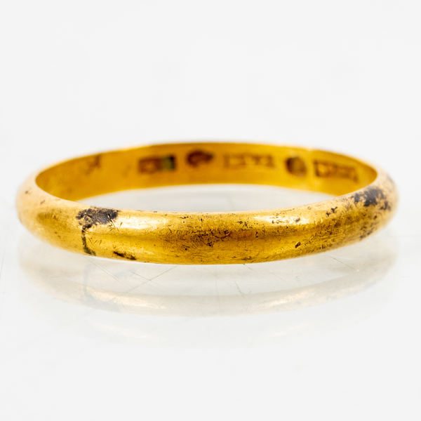 RING, 23k guld, vikt ca 5,2 g