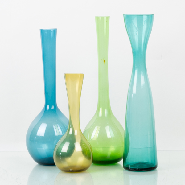 VASER, 4 st, glas, 1900-talets mitt