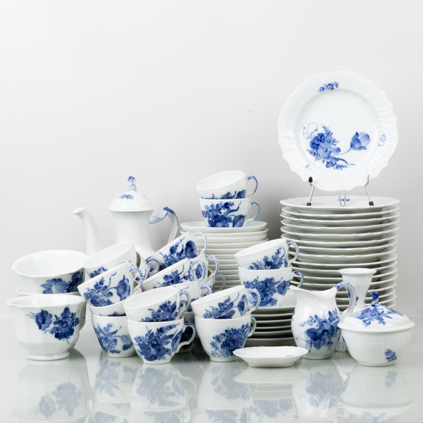 KAFFESERVIS, 54 del, porslin, "Blå Blomst", Royal Copenhagen