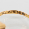 RING, 18k guld, med röd sten, tot vikt ca 2 g