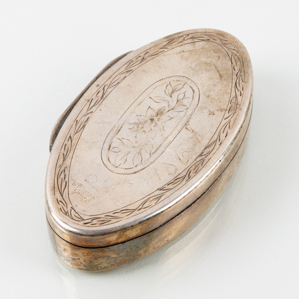 DOSA, silver, svenska stämplar GN 1852, vikt ca 46 g 