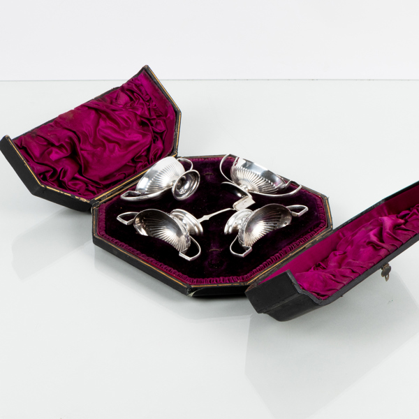 SALTKAR, 4 st, silver, England, 1800-tal