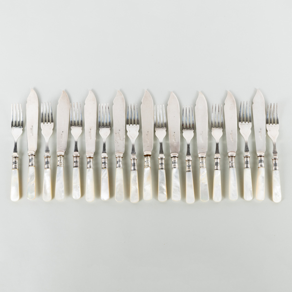 FISKBESTICK, 19 del, nysilver, England, sannolikt 1900-talets mitt