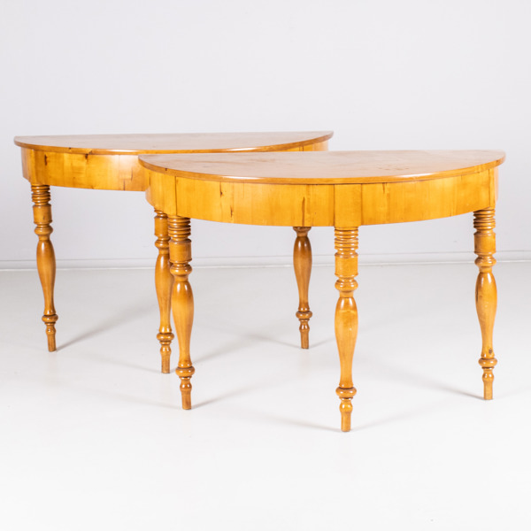 MÅNBORD, 1 par, 1800-/1900-tal