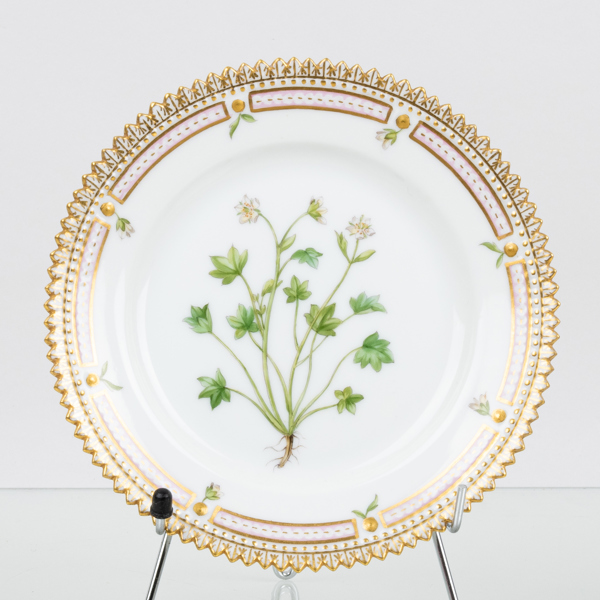 ROYAL COPENHAGEN, assiett, porslin, Flora Danica, modellnr 3552