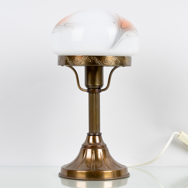 BORDSLAMPA, patinerad mässing, Konsthantverk AB Tyringe, sent 1900-tal