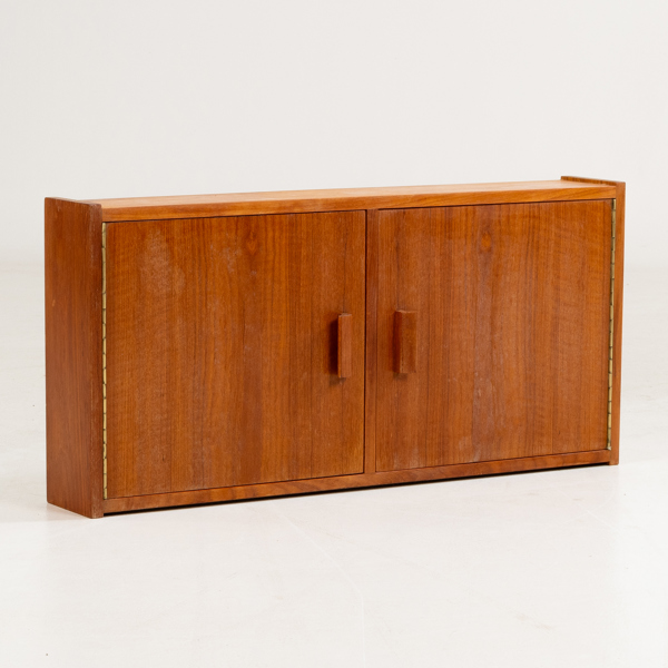 BADRUMSSKÅP, teak, 1900-talets mitt