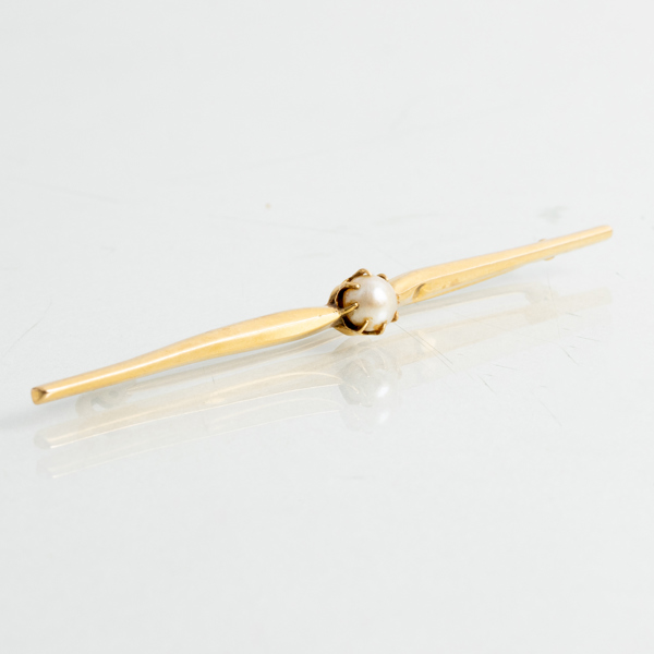 BROSCH, 18k guld, vikt ca 2,7 g