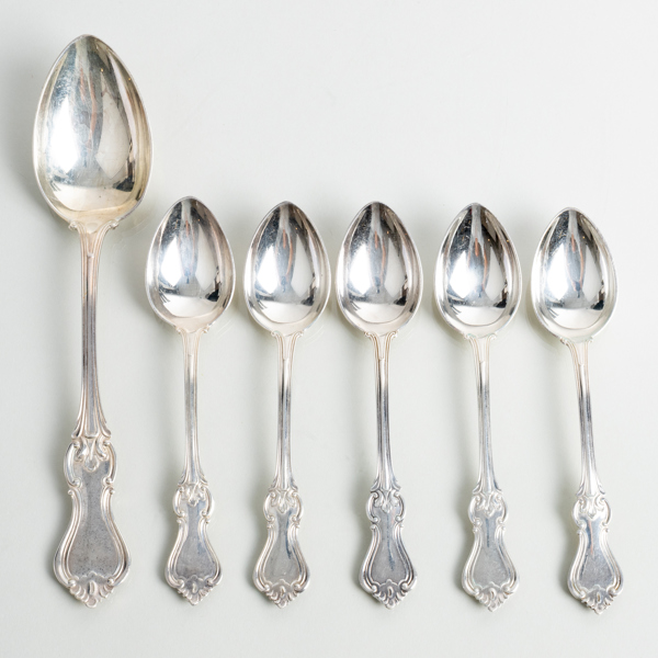 MATSKED SAMT KAFFESKEDAR, 5 st, silver, CG Hallberg, 1944, tot vikt ca 135 g