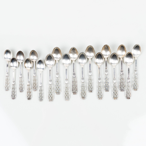 KAFFE-/MOCKASKEDAR, 18 st, silver, Ceson, 1973, tot vikt ca 210 g
