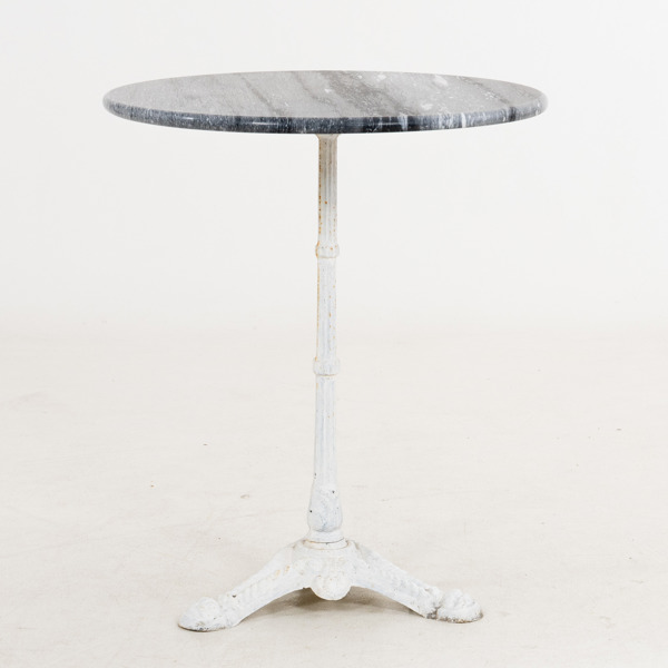 TRÄDGÅRDSBORD, gjutjärn och marmor, 1900-/2000-tal