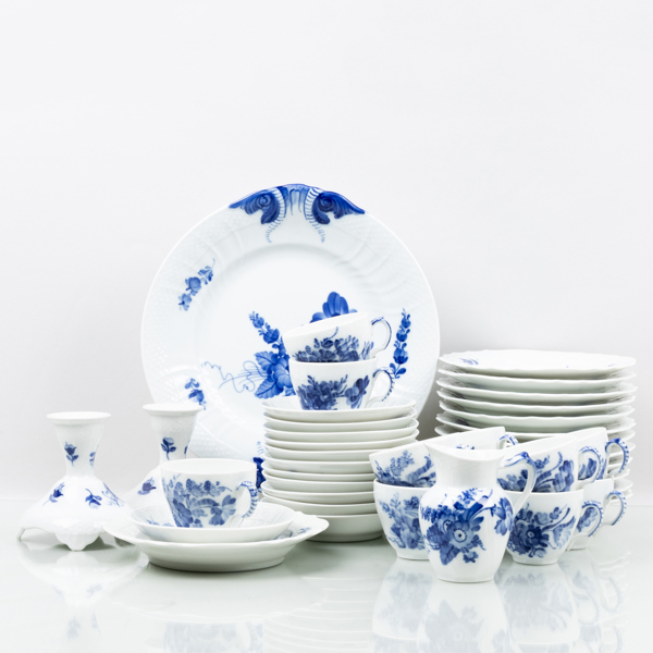 KAFFESERVIS, 29 del, porslin, "Blå Blomst", Royal Copgenhagen