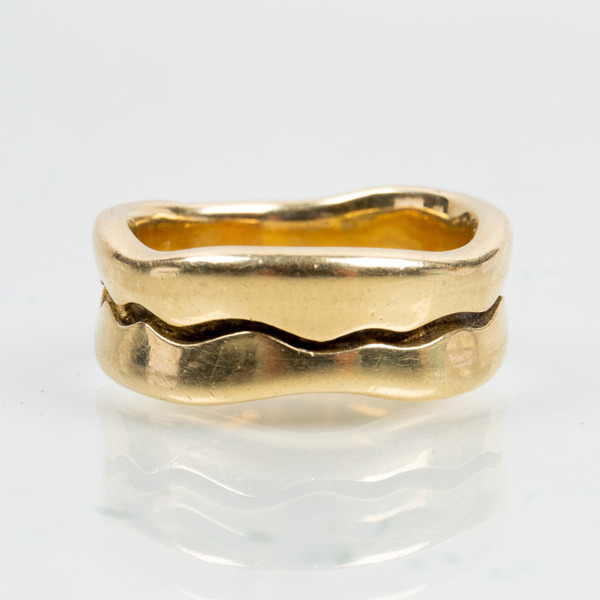 RING, 18k guld, enligt uppgift Ateljé 15 Norrköping, vikt ca 14,6 g