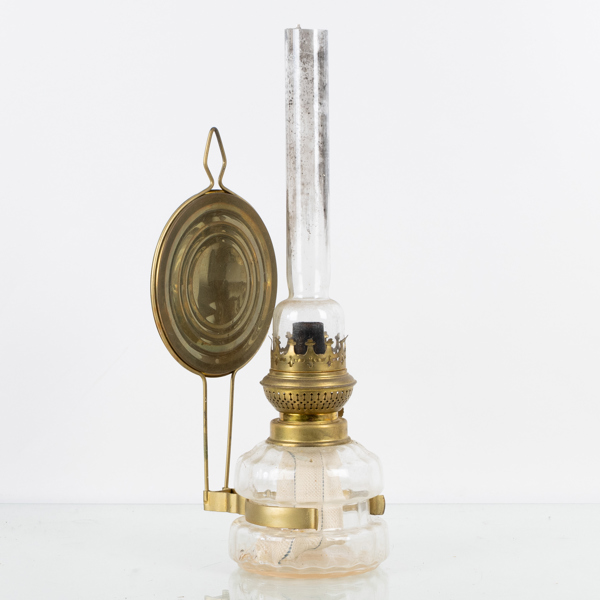 VÄGGFOTOGENLAMPA, glas och mässing, 1900-talets första hälft