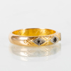 RING, 23k guld, med vita stenar, tot vikt ca 5 g 