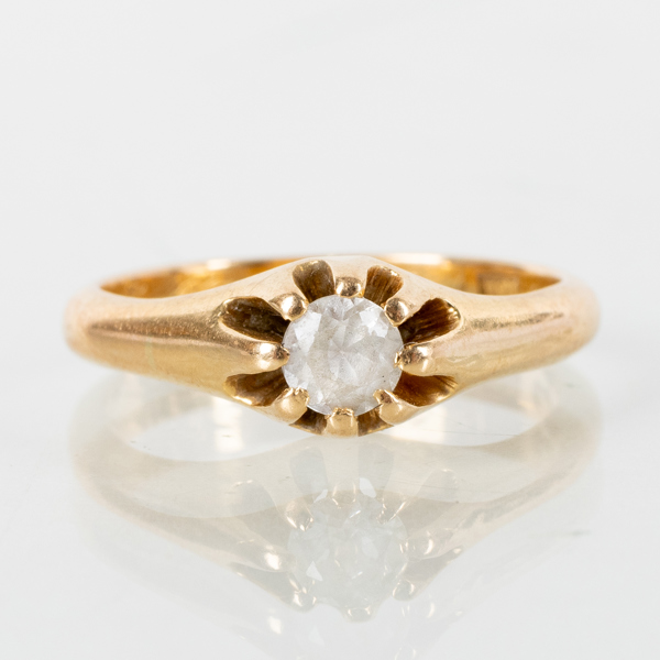 RING, 18k guld, med vit sten, vikt ca 4 g