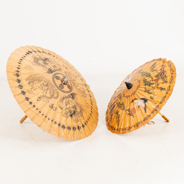 PARASOLL, 2 st, orientaliska, 1900-talets andra hälft