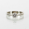 ENSTENSRING, 18k vitguld, med briljantslipad diamant ca 0.22 ct, tot vikt ca 3,8 g 