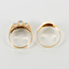 RINGAR, 2 st, 14k guld, med vita stenar, tot vikt ca 5,6 g 