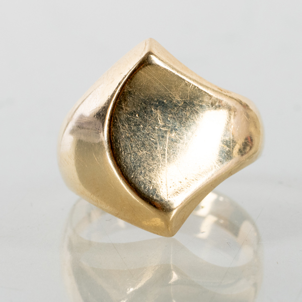 RING, 14k guld, vikt ca 5,2 g