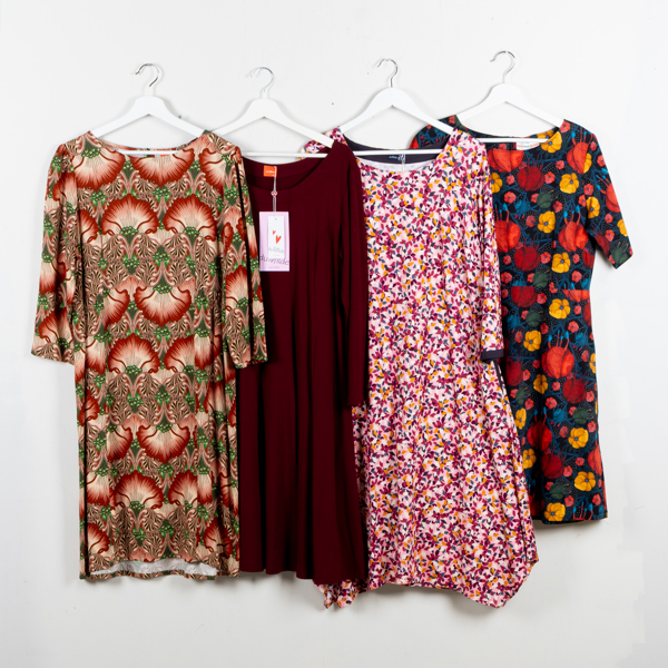 KLÄNNINGAR, 5 st, du Milde, Cissi & Selma, strlk L, obrukade