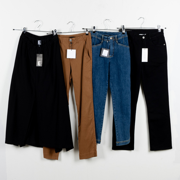 BYXOR, KJOLAR OCH SHORTS. 10 st, dam, bla Masai, Red Button, Bitte Kai Rand, Avantgarde, Laurie, XS, S, 36, 34