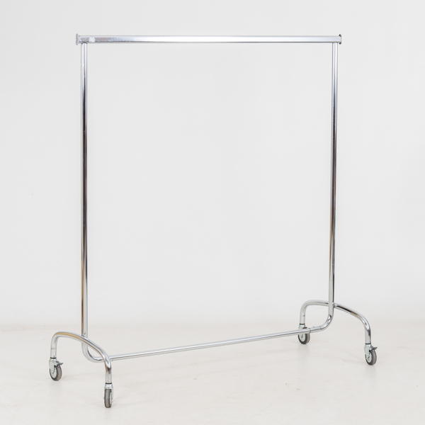 KLÄDSTÄLLNING, vitmetall, sannolikt sent 1900-tal