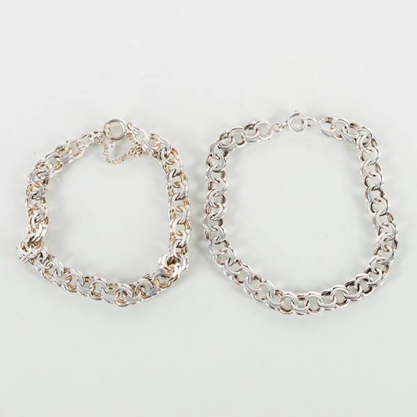 ARMBAND, 2 st, silver, 1900-talets andra hälft