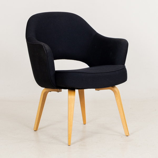 EERO SAARINEN, karmstol, "Executive chair", Knoll, 2000-tal