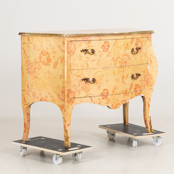 BYRÅ, rokokostil, 1900-/2000-tal