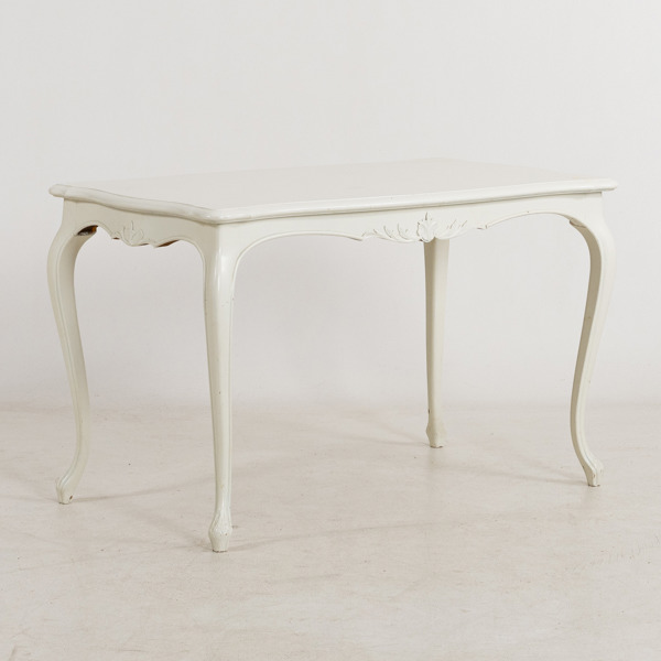 SOFFBORD, rokokostil, 1900-talets mitt