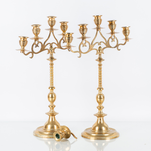 KANDELABRAR, 1 par, mässing, Grillby, nr 25